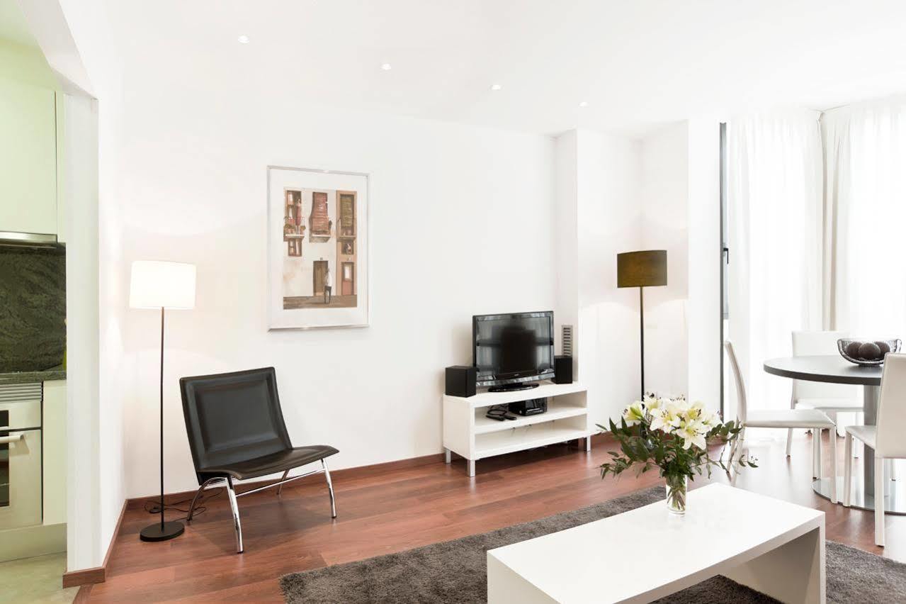 Sleep Urgell By Stay Barcelona Buitenkant foto